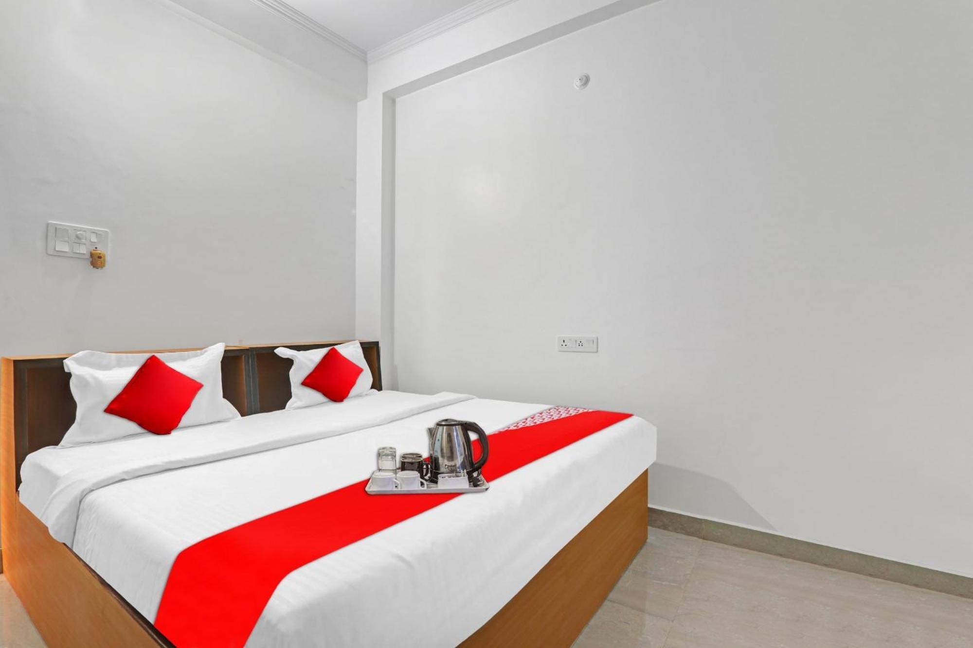 Hotel O Sai Galaxy Hotel & Restaurant Kānpur Eksteriør bilde